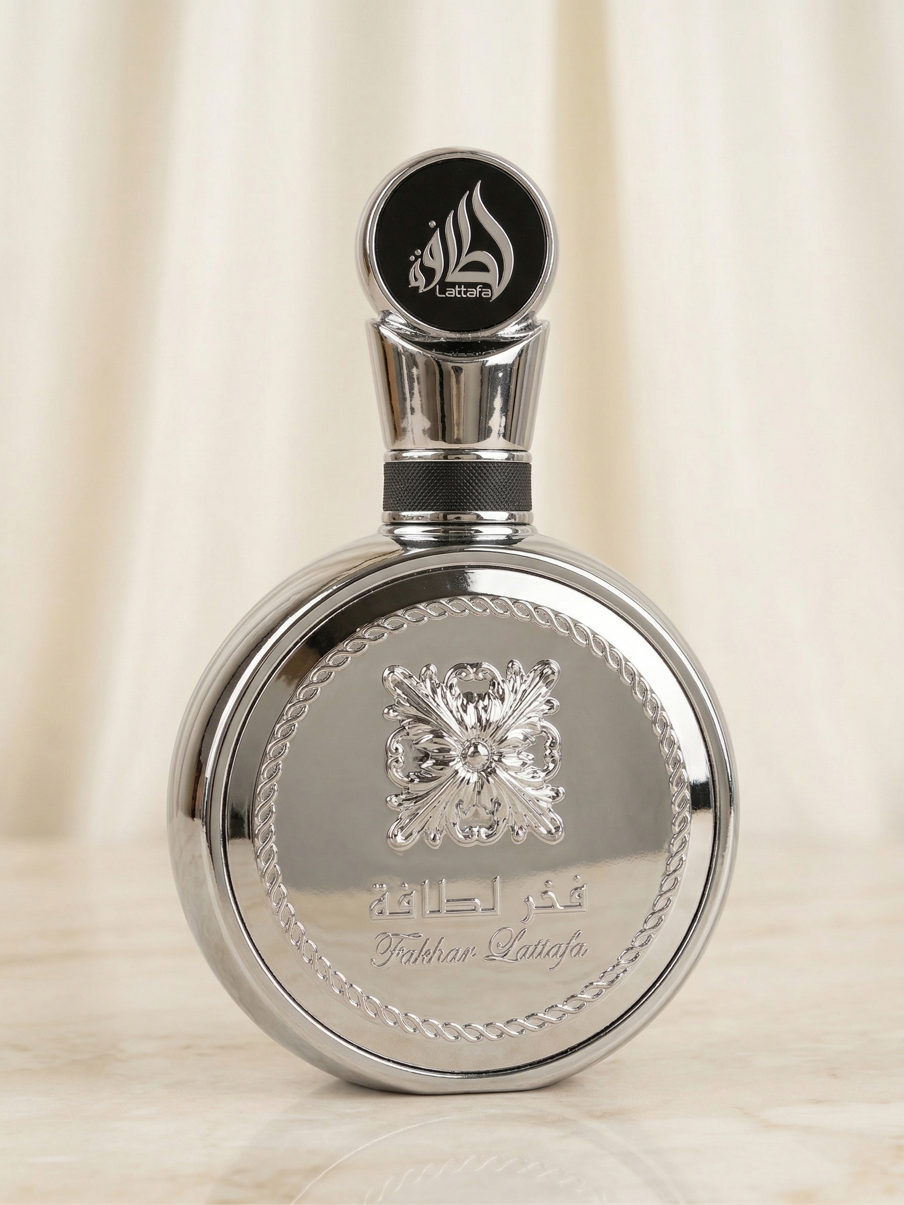Eau de Parfum FAKHAR LATTAFA (Silver Edition) – 100ml